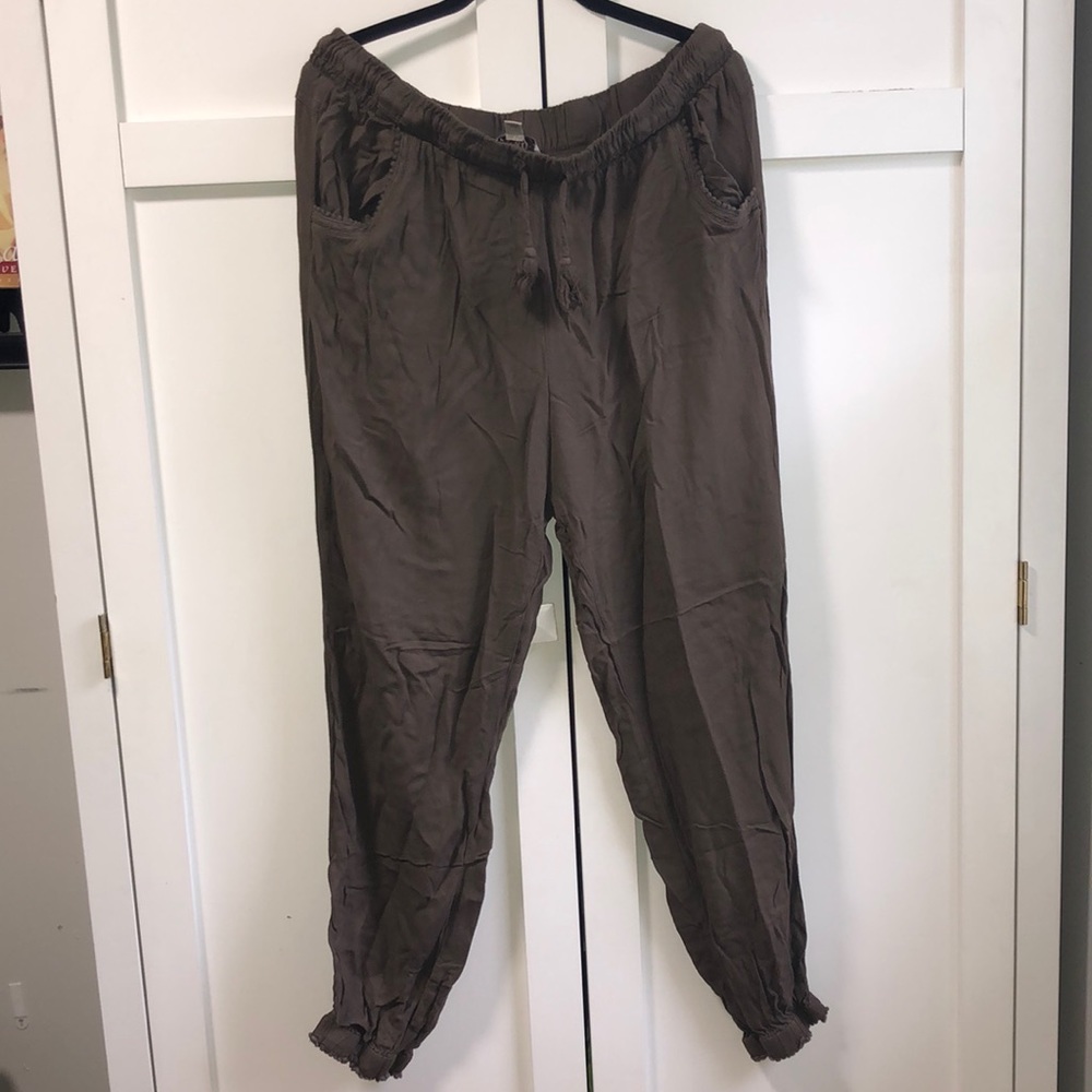 Pants size L